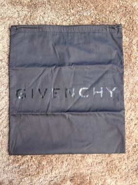 GIVENCHY - Dust Bag Authentic